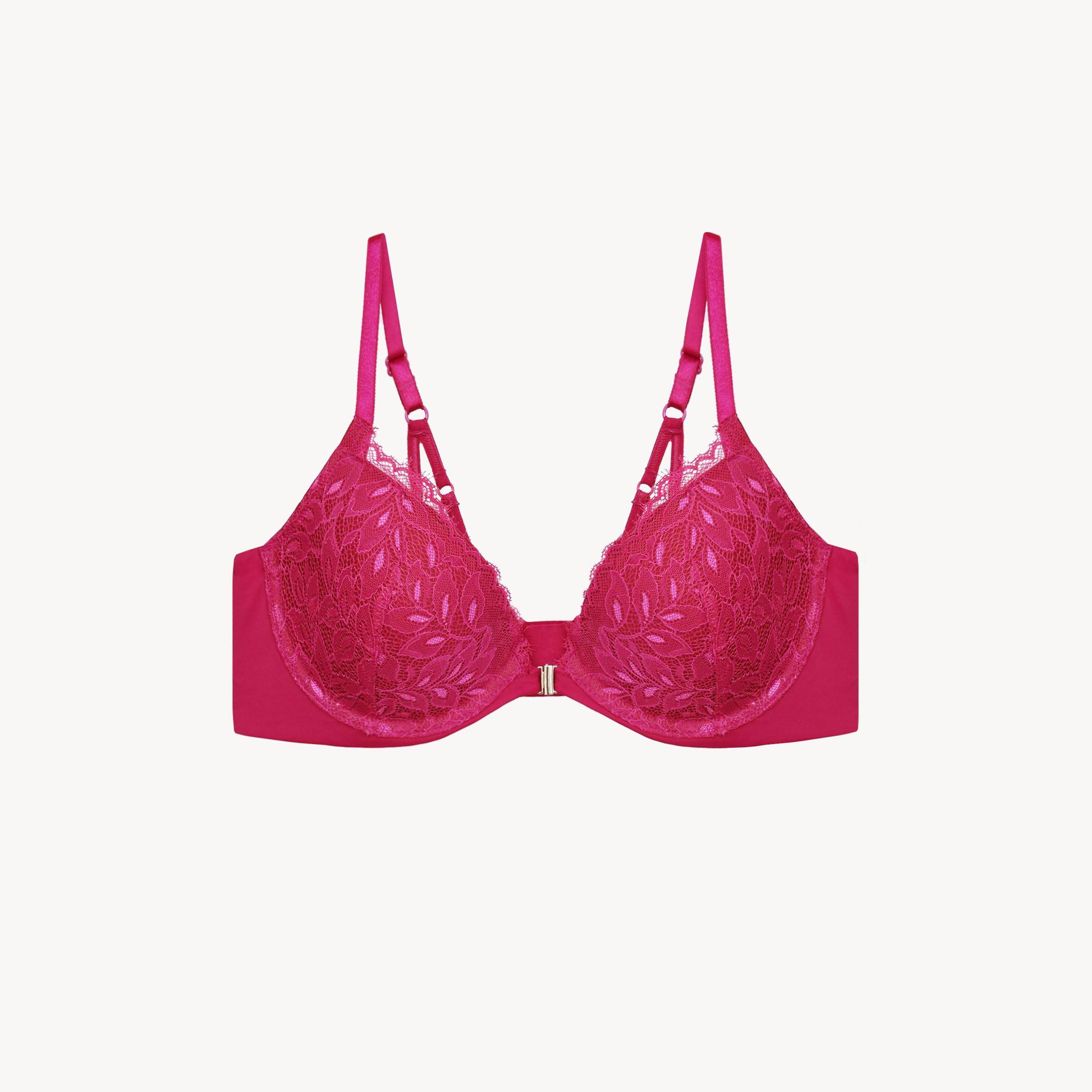 Qiz oyoqlarini yoyib uxlaydi