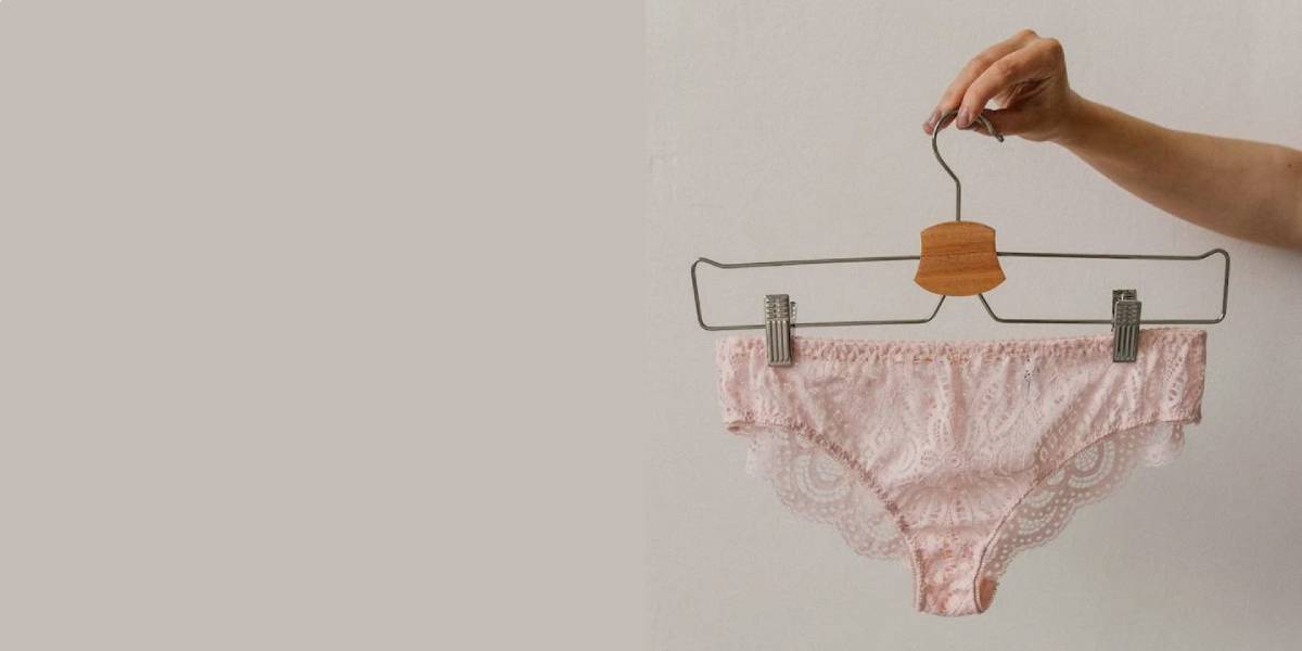 شورت مناسب برای شلوارهای پارچه‌ای رسمی یا راسته