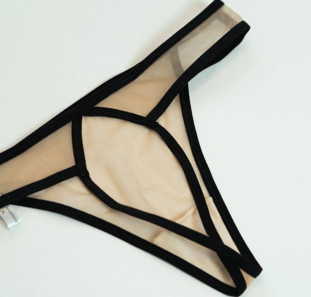 شورت لامبادا بکلس مدل Cyra detail1